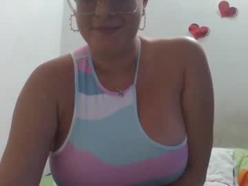 Samara_Smith1402 Chaturbate stream image from February 26, 2025