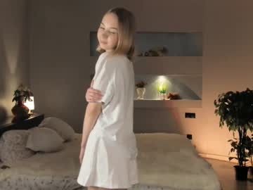 Antoniadenner Chaturbate stream image from February 26, 2025