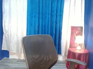 Kissme_Darling69 Chaturbate stream image from February 26, 2025