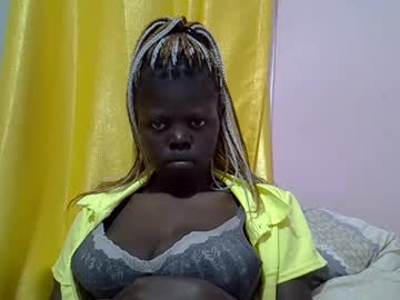 Leylani69 Chaturbate stream image from February 26, 2025