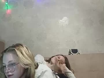 Lola_Sunnie Chaturbate stream image from February 26, 2025