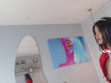 Desiree_Frostf Chaturbate stream image from February 26, 2025