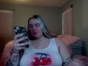 Queenaimee Chaturbate stream image from February 26, 2025