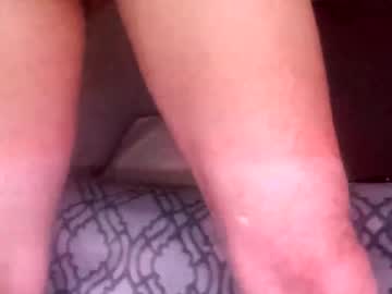 Robert227818 Chaturbate stream image from February 27, 2025