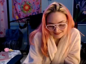 Jennifergwen Chaturbate stream image from February 27, 2025