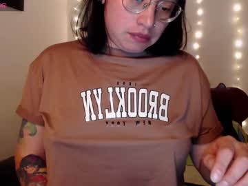 Amywine7 Chaturbate stream image from February 27, 2025