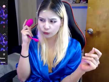 Esparkie Chaturbate stream image from February 27, 2025
