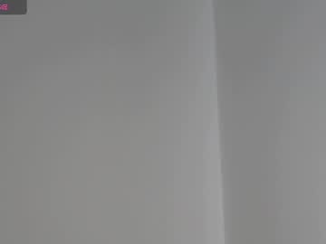 Sofialarson Chaturbate stream image from February 27, 2025