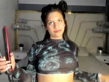 Madhi_Evans Chaturbate stream image from February 27, 2025