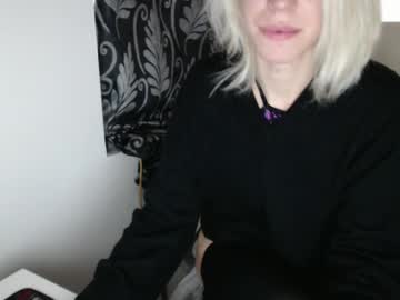 Elssa_Rush Chaturbate stream image from February 27, 2025