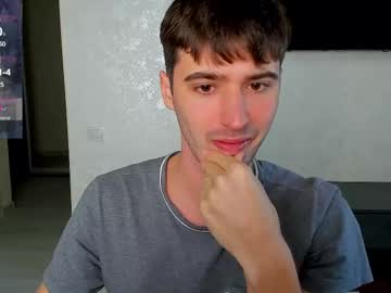 Gilbertogonzales Chaturbate stream image from February 27, 2025