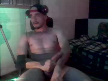 Ander395149 Chaturbate stream image from February 27, 2025
