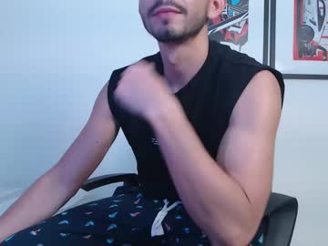 Iamgdaniel Chaturbate stream image from February 27, 2025