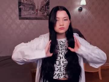 Lynetbeste Chaturbate stream image from February 27, 2025