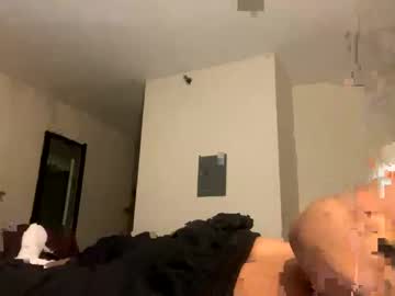 Luckylucci12 Chaturbate stream image from February 27, 2025