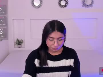 Violethale5 Chaturbate stream image from February 27, 2025