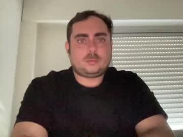 Camaleonmadrid stream image from February 27, 2025