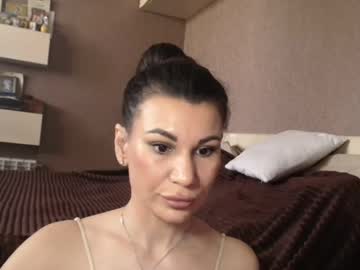 Loreline_Kiss Chaturbate stream image from February 27, 2025