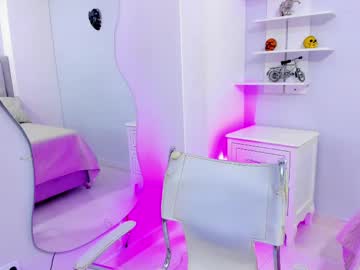 Nicoledallas_ Chaturbate stream image from February 27, 2025