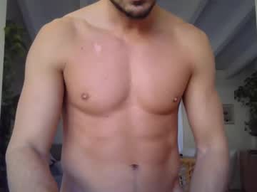 Topmanmaste2 Chaturbate stream image from February 27, 2025