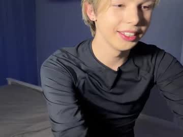 Sunshinealex Chaturbate stream image from February 27, 2025
