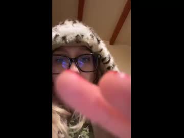 Crypto69xx Chaturbate stream image from February 27, 2025