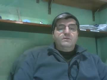Peterhilka Chaturbate stream image from February 27, 2025