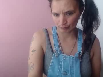 Perlafuckass Chaturbate stream image from February 27, 2025