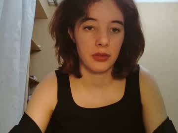 Elsia144724 Chaturbate stream image from February 27, 2025