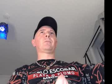 Perezochoa Chaturbate stream image from February 27, 2025