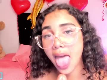Queen_Gw Chaturbate stream image from February 27, 2025