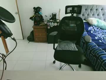 Pleasuretrip1 Chaturbate stream image from February 27, 2025