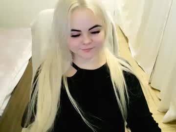 Sugarkissx Chaturbate stream image from February 27, 2025