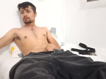 Billy_Magteo Chaturbate stream image from February 27, 2025