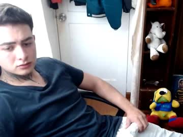 Charly_2005 Chaturbate stream image from February 27, 2025