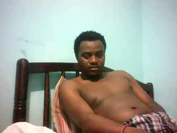 Keiv20 Chaturbate stream image from February 27, 2025