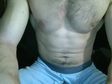 Uhhuhyea Chaturbate stream image from February 28, 2025