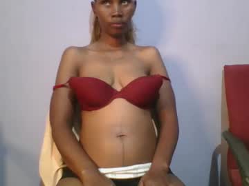 Sexie_Love Chaturbate stream image from February 28, 2025