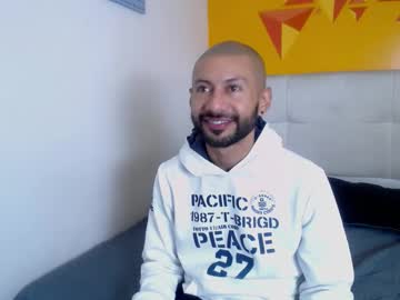 Jeyden_Pasaport Chaturbate stream image from February 28, 2025