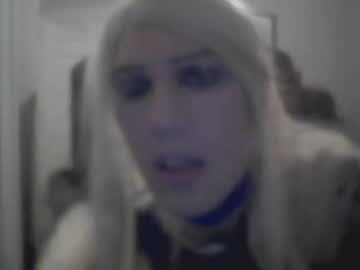 Izzyag333 Chaturbate stream image from February 28, 2025