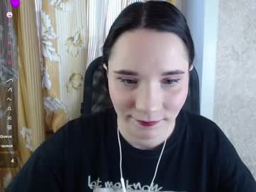 Katecrash Chaturbate stream image from February 28, 2025