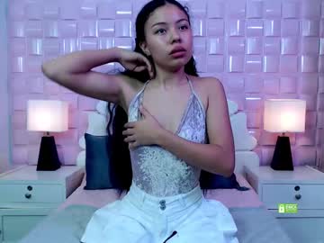 Sophiekeen Chaturbate stream image from February 28, 2025