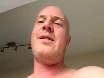 Stoodley22 Chaturbate stream image from February 28, 2025