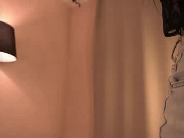 Sweet_Leya Chaturbate stream image from February 28, 2025