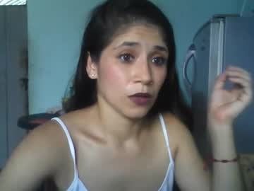 Mayeli616908 Chaturbate stream image from February 28, 2025
