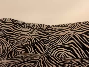 Trppywaves Chaturbate stream image from February 28, 2025