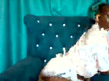 Blondy_Suee Chaturbate stream image from February 28, 2025