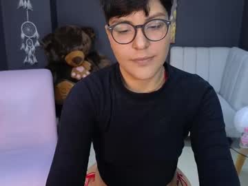 Darlyn_Reader Chaturbate stream image from February 28, 2025