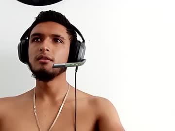 Mosmar20 Chaturbate stream image from February 28, 2025