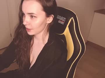 Chloebabe111 Chaturbate stream image from March 01, 2025